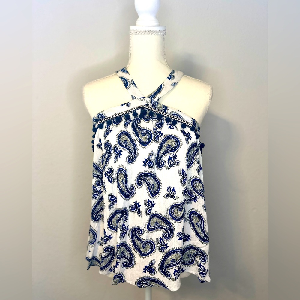 Skies Are Blue Paisley White/Blue/Sage Sleeveless Top Size Small
